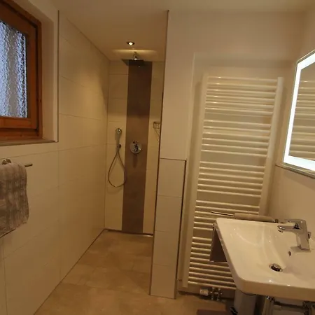 Haus Am Pool - Wohlfuhloase Apartment