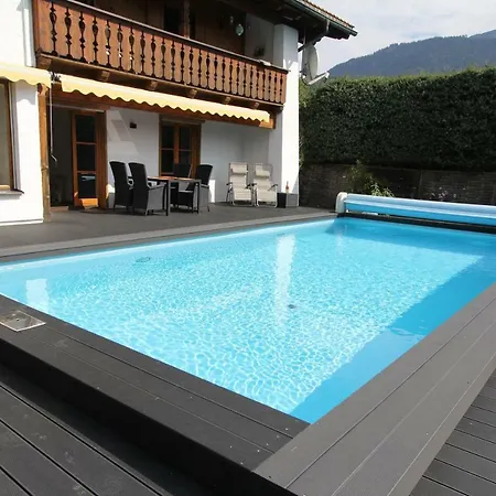 Haus Am Pool - Wohlfuhloase Apartment Ohlstadt