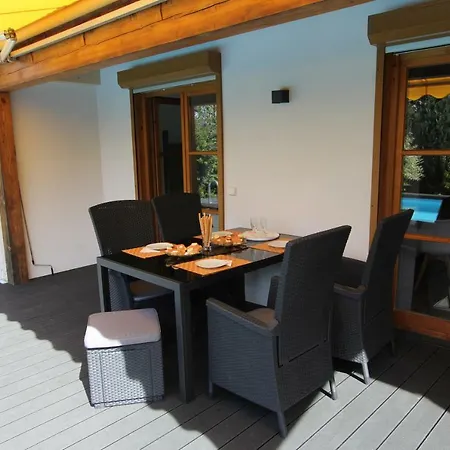 Haus Am Pool - Wohlfuhloase Apartment Ohlstadt